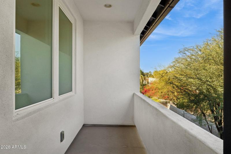 57-web-or-mls-3814-e-crittenden-ln