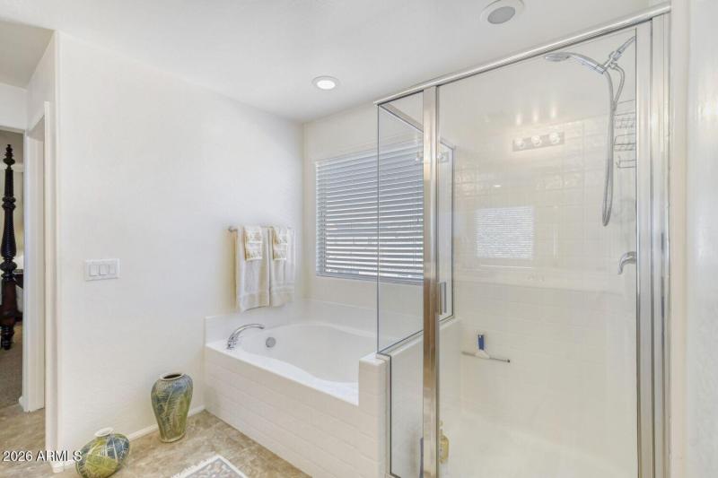 874 E Furness dr - Web Quality - 023 - 2