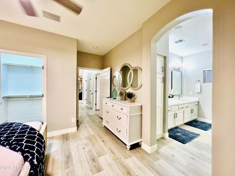 3A6355DA-74CB-4882-96A3-C24A12744525