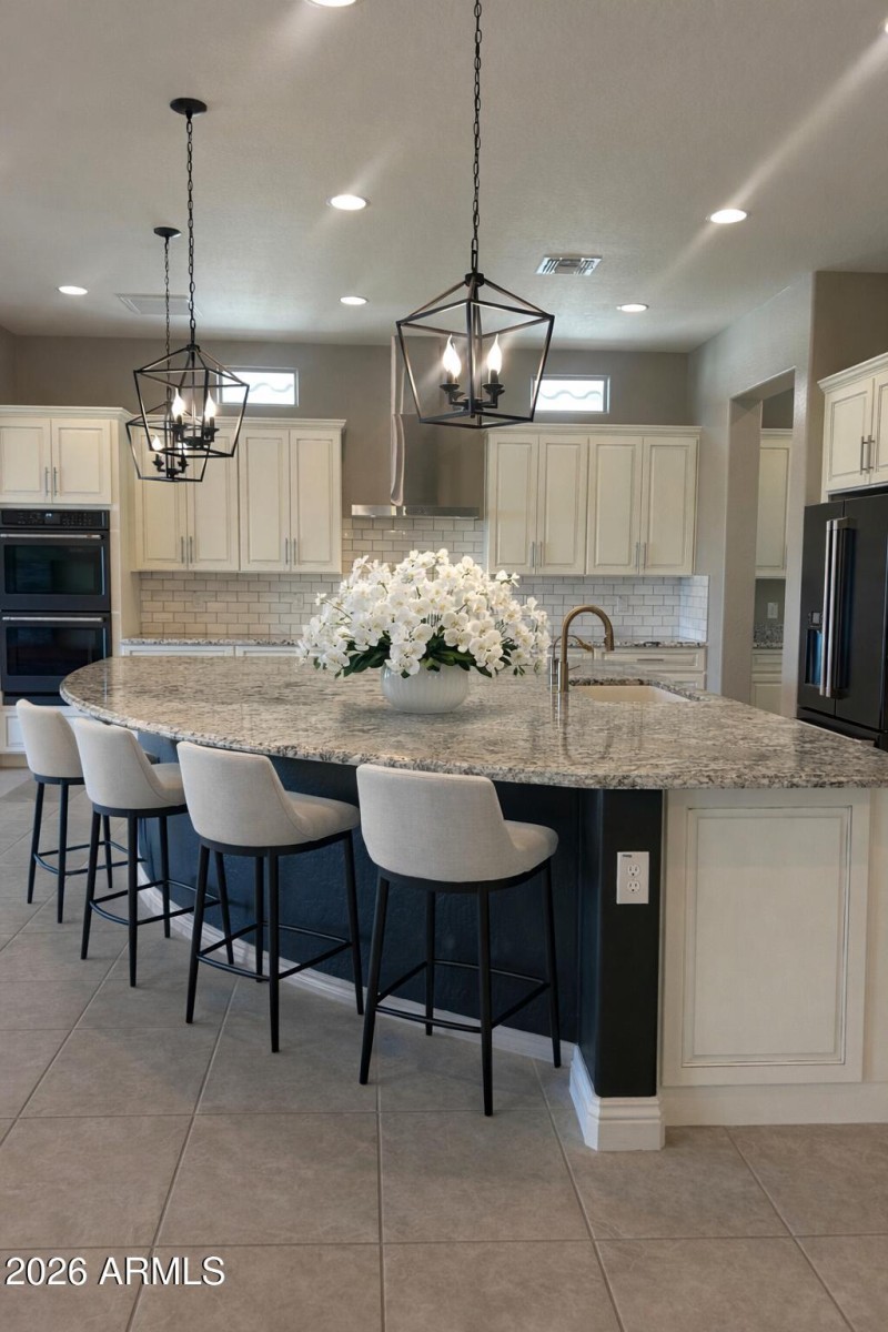 0EAB6BC1-57DD-43CC-85EF-BA0065448B9E