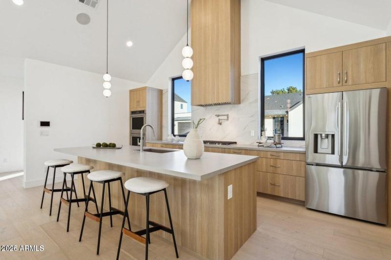 20251208191411944532000000-o