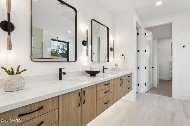 20251208191420220127000000-o