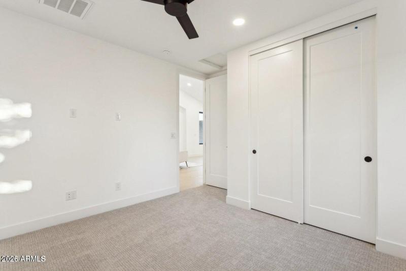 20251208191429178855000000-o