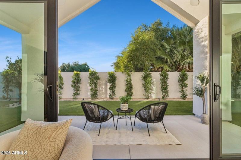 20251208191434937648000000-o