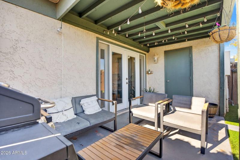 29-web-or-mls-29- W Golden Ln