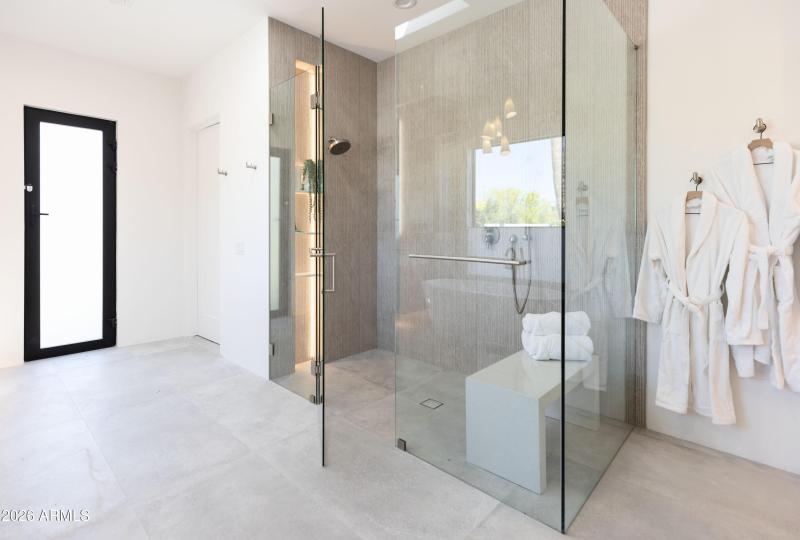 Seamless Walk-In Glass Shower