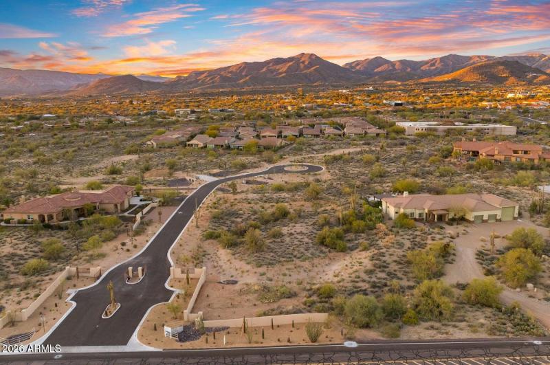 estates at carefree above