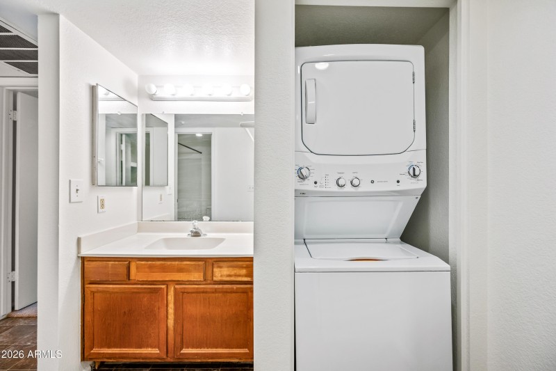 19-10610S48S1077-ocupix-