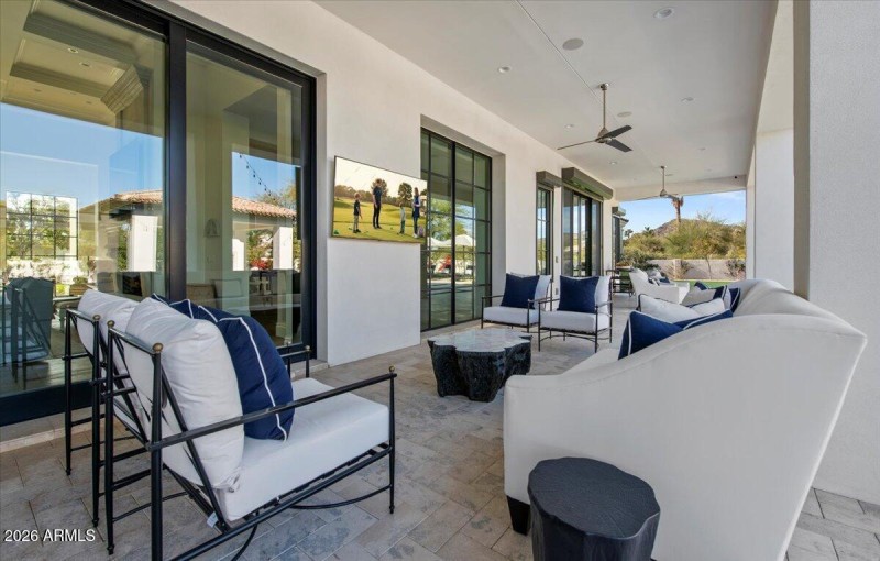 097-5022 E Orchid Ln 76