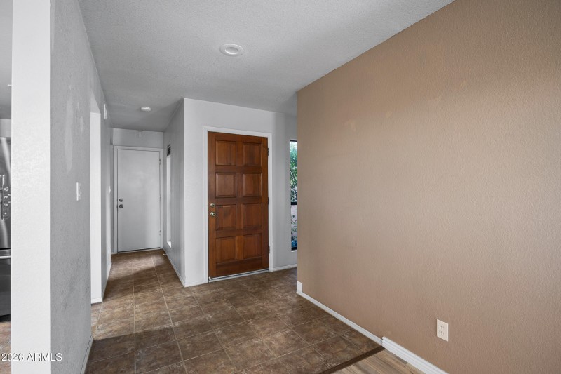 1920 E Maryland Ave #31-6