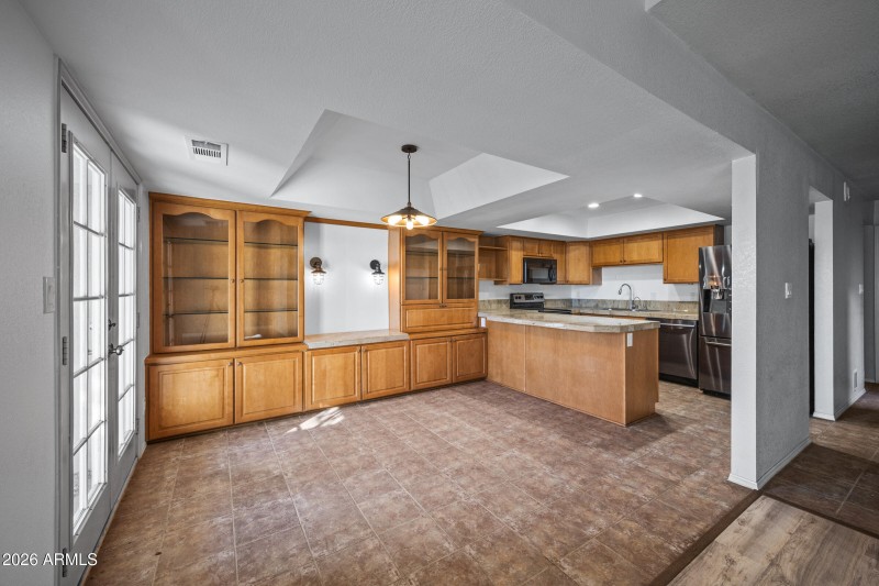 1920 E Maryland Ave #31-9