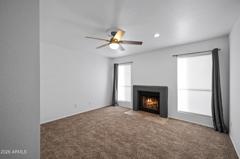 1920 E Maryland Ave #31-20