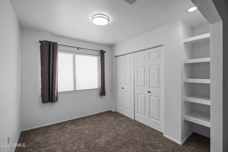 1920 E Maryland Ave #31-22