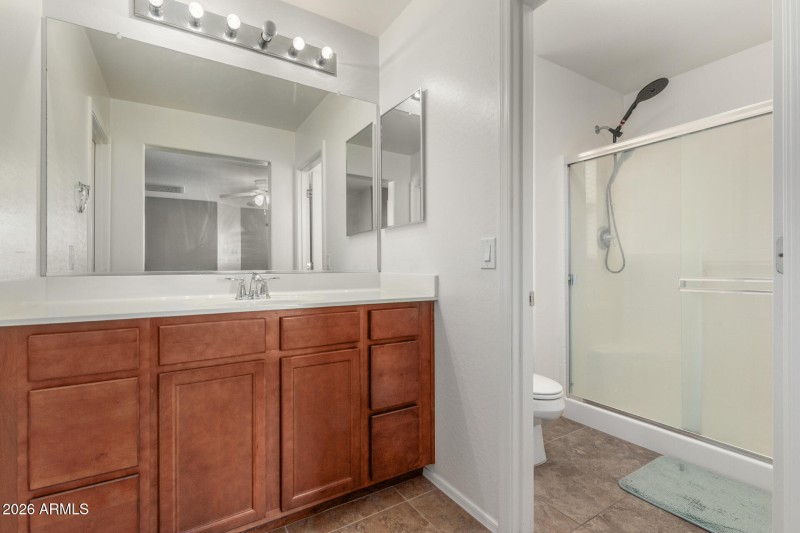 Ponderosa Primary Bathroom