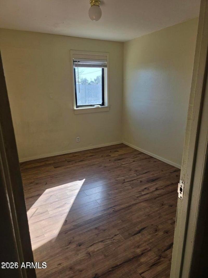 20251015225746497720000000-o