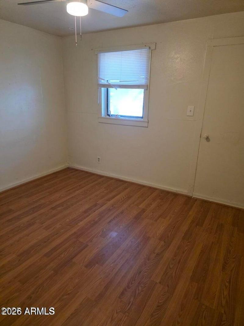 20251015225749588280000000-o