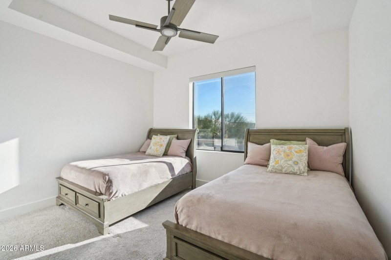 22-web-or-mls-E Deer Valley Dr-S1701-022