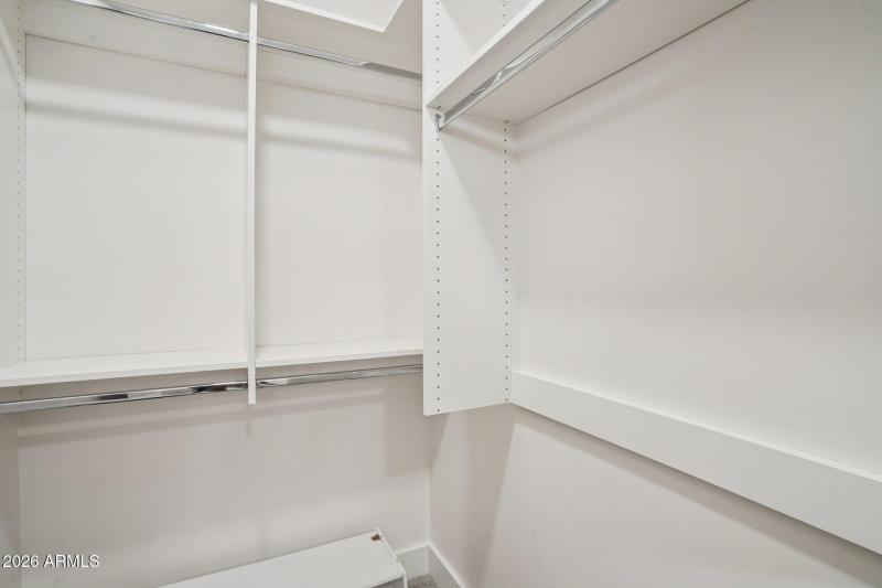 26-web-or-mls-E Deer Valley Dr-S1701-026