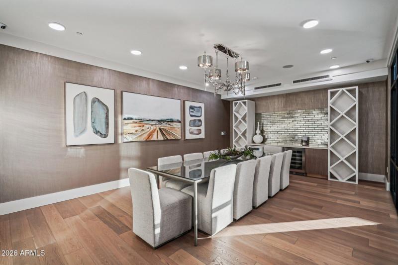 72-web-or-mls-E Deer Valley Dr-1701-912