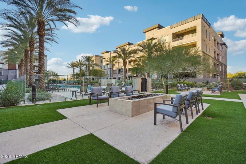 89-web-or-mls-E Deer Valley Dr-1701-929