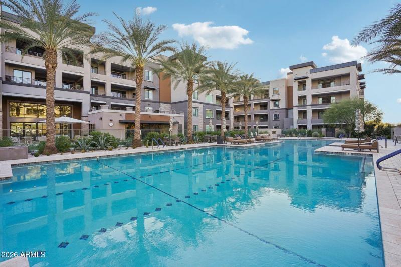 93-web-or-mls-E Deer Valley Dr-1701-933