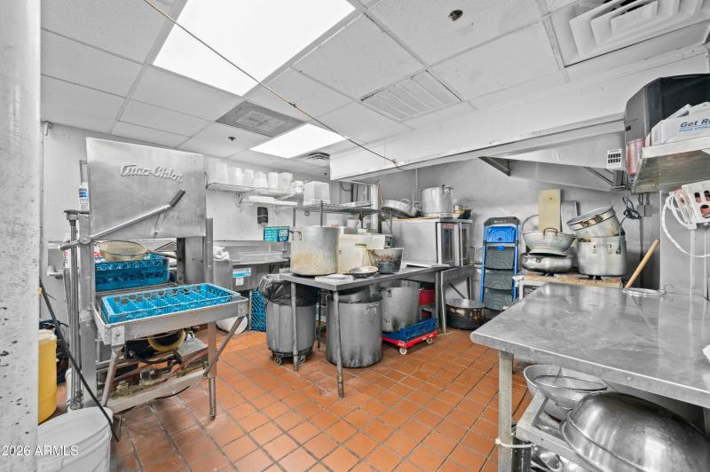 5828 W Indian School Rd Phoenix AZ 85031