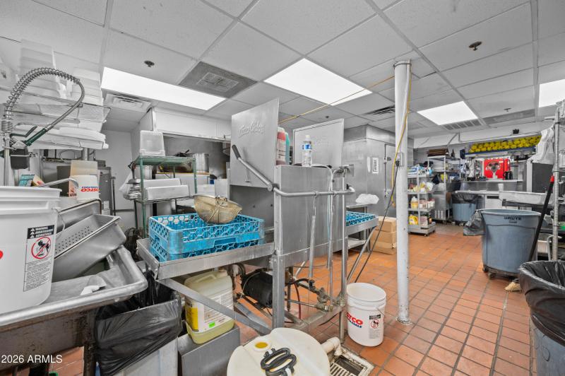 5828 W Indian School Rd Phoenix AZ 85031