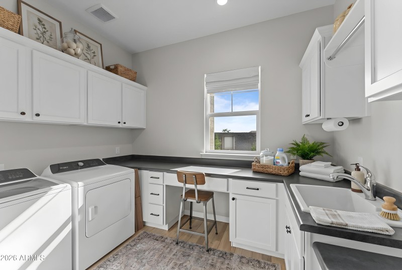 smart space laundry room