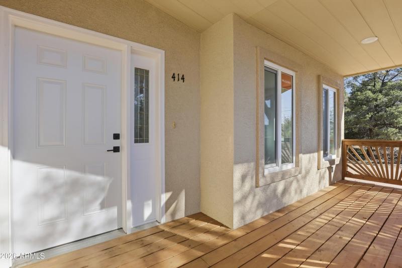 mls-414_Frontier_St_017