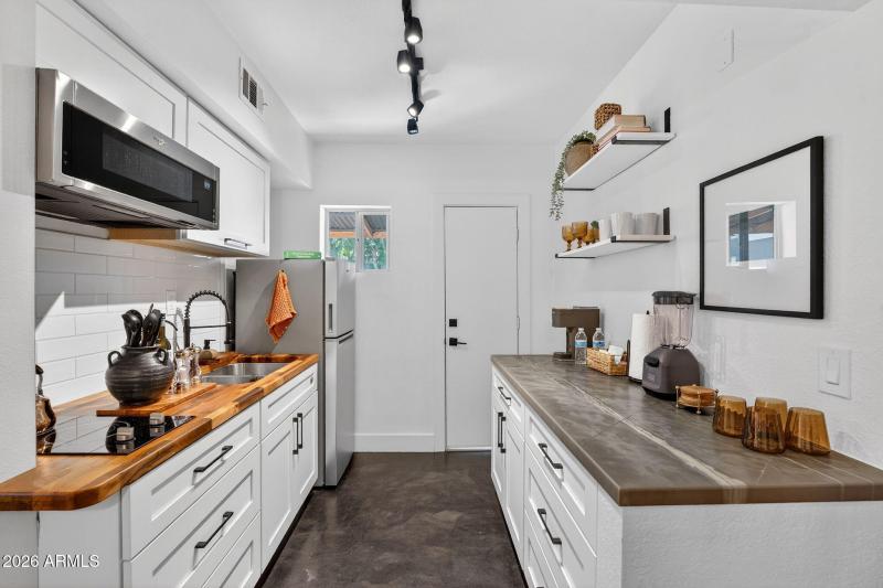 Unit 509 – Kitchen