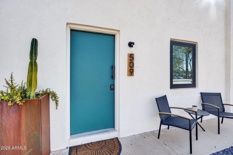 Unit 509 – Front Patio / Entry