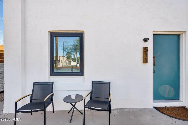 Unit 511 – Front Patio / Entry