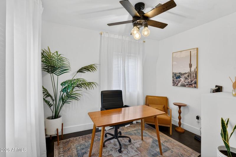 Unit 511 – Office / Flex Space