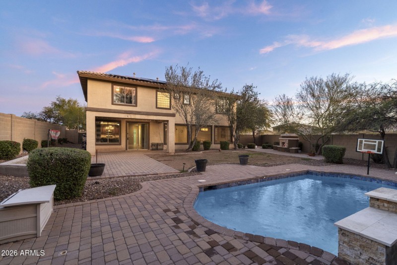 Entertainer ready backyard