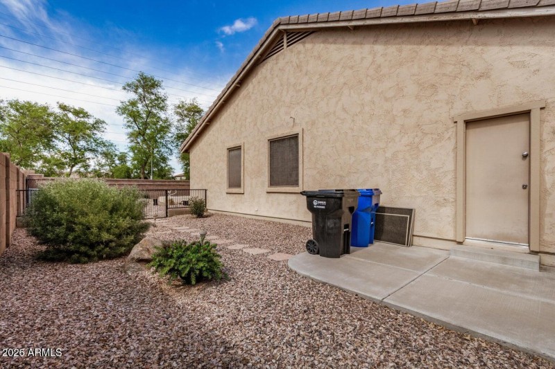 20250508080215943892000000-o