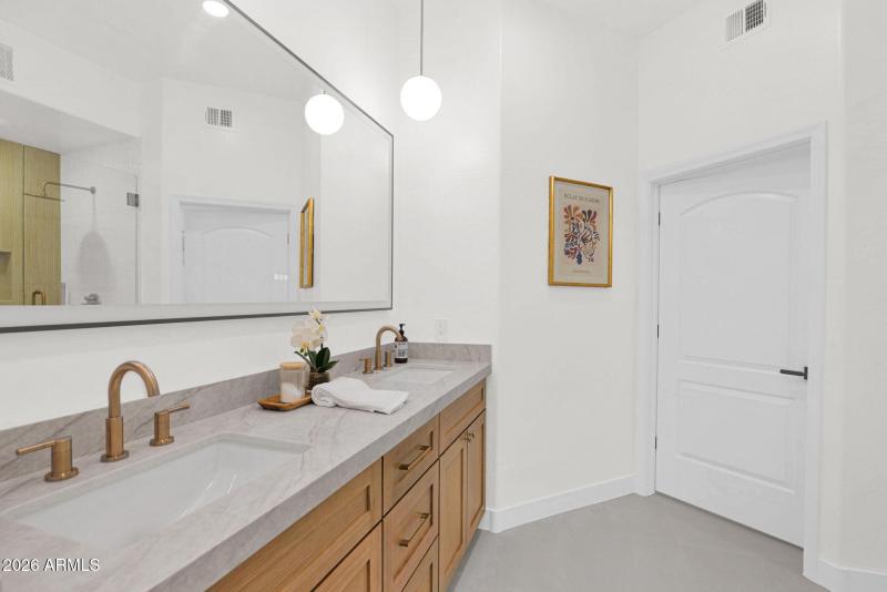 9-web-or-mls-P1448362