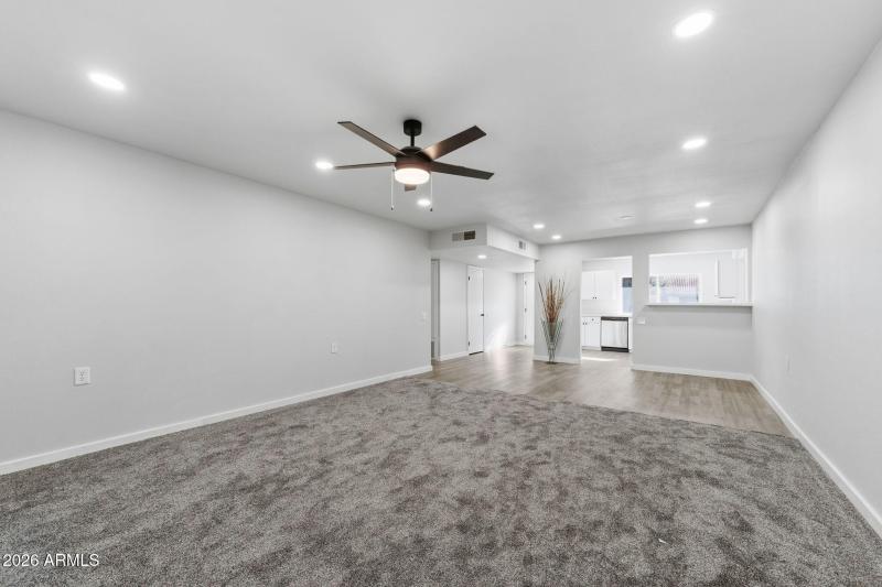 007__160 Leisure World