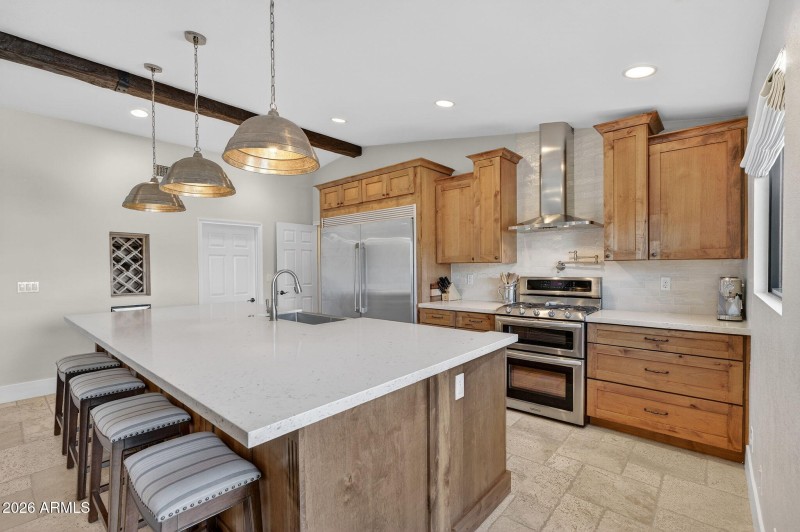 13-web-or-mls-41-E Dixileta Dr