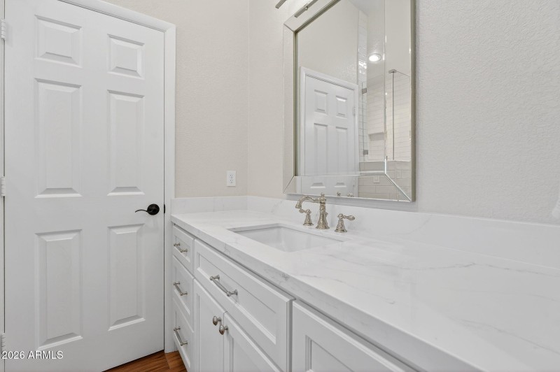 28-web-or-mls-51-E Dixileta Dr