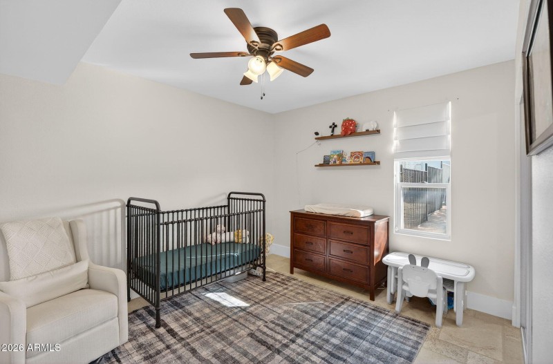 35-web-or-mls-64-E Dixileta Dr