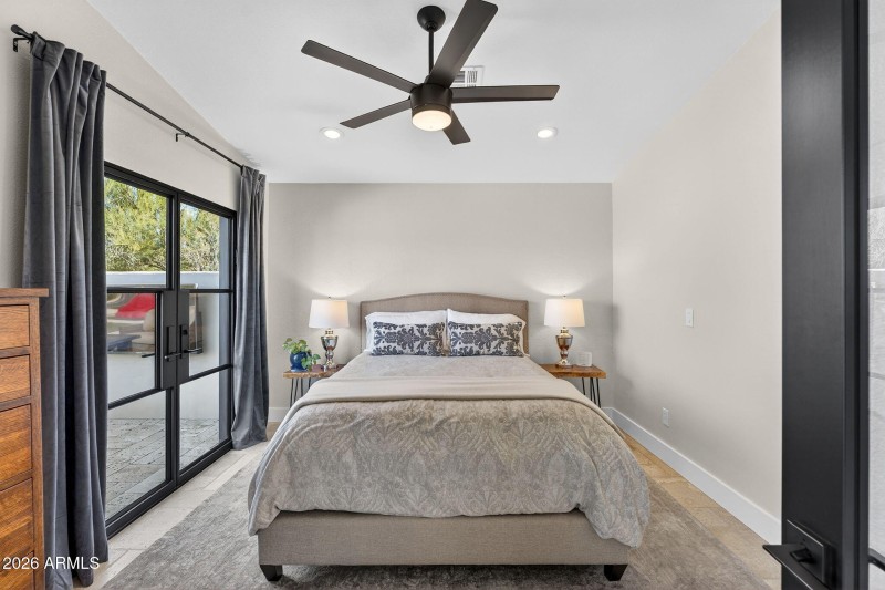 37-web-or-mls-68-E Dixileta Dr