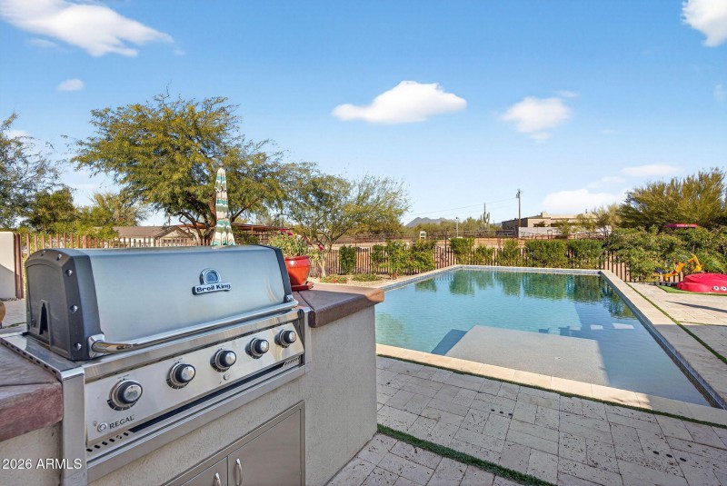 53-web-or-mls-77-E Dixileta Dr