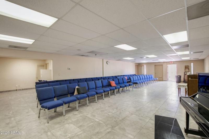 9-web-or-mls-4496 N Black Canyon Hwy - 0