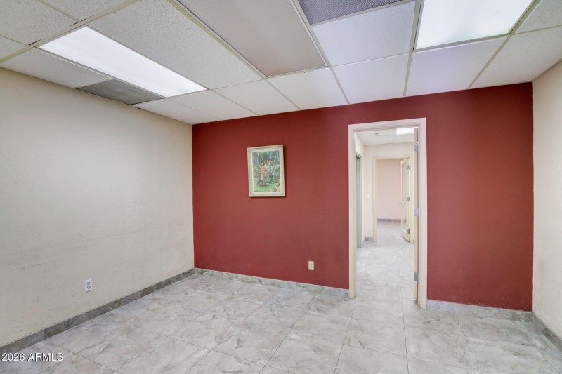 35-web-or-mls-4496 N Black Canyon Hwy -