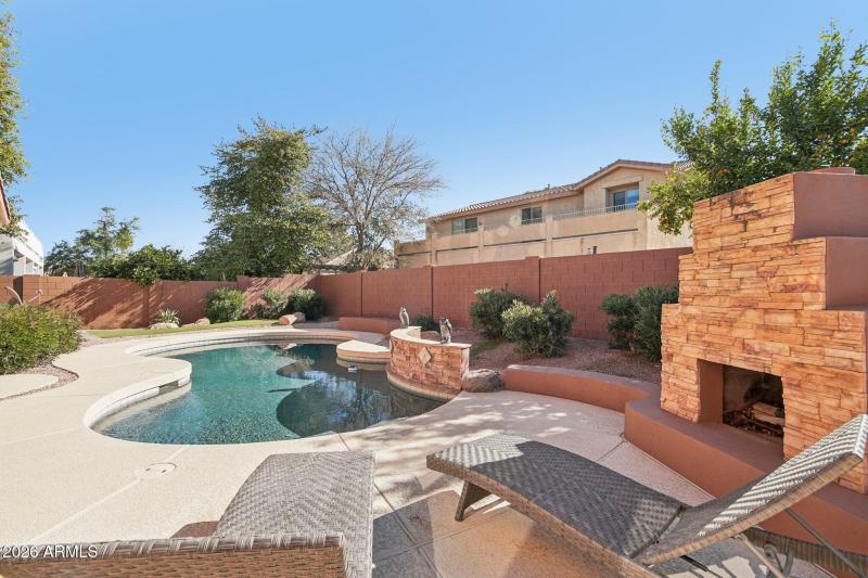 39-web-or-mls-W Sierra Madre Ave-S2001-0