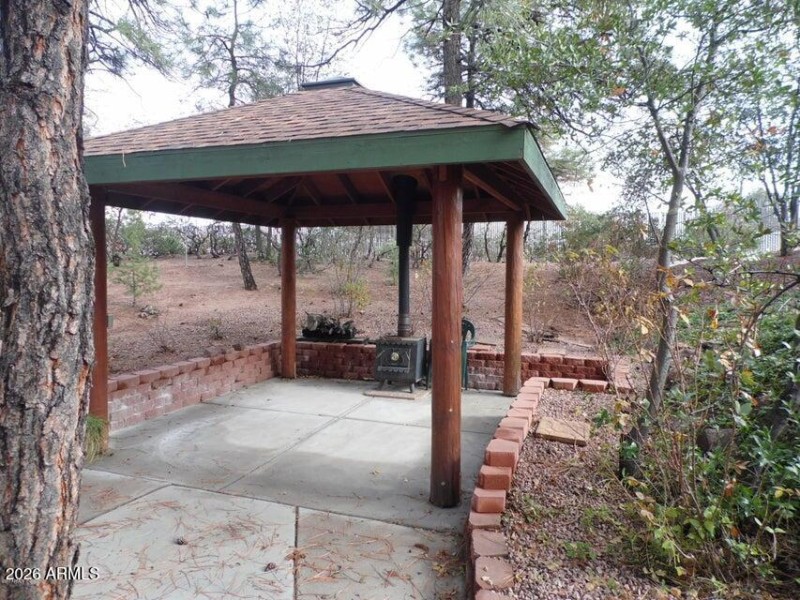 101 forest dr backyard other pic 2