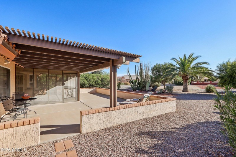 38-web-or-mls-W Panther Dr-S2001-038