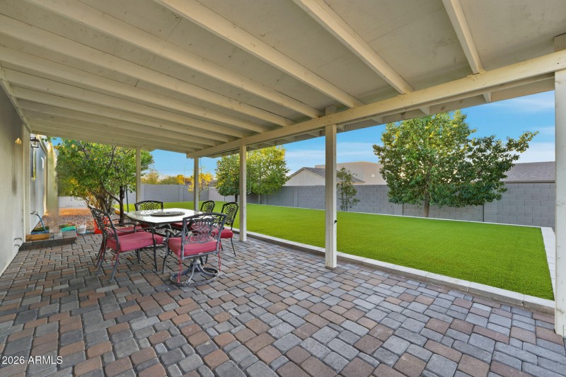 064-guest-house-rear-exterior