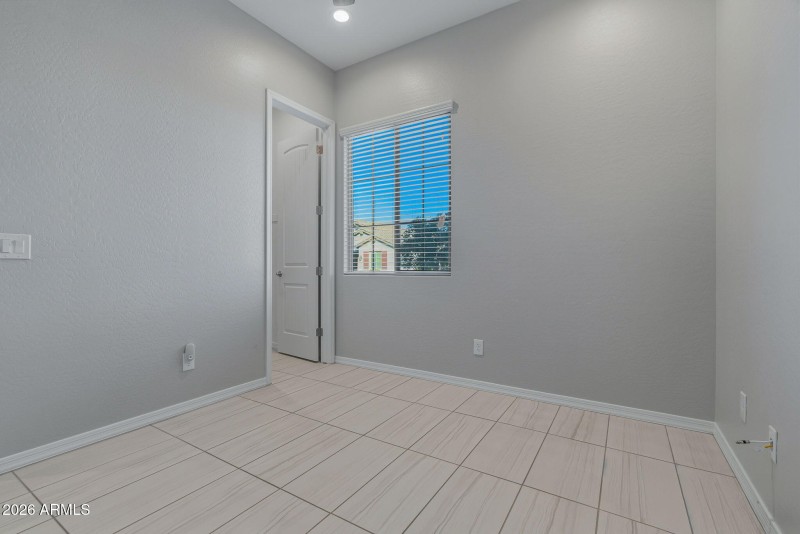 20-web-or-mls-Interior-26