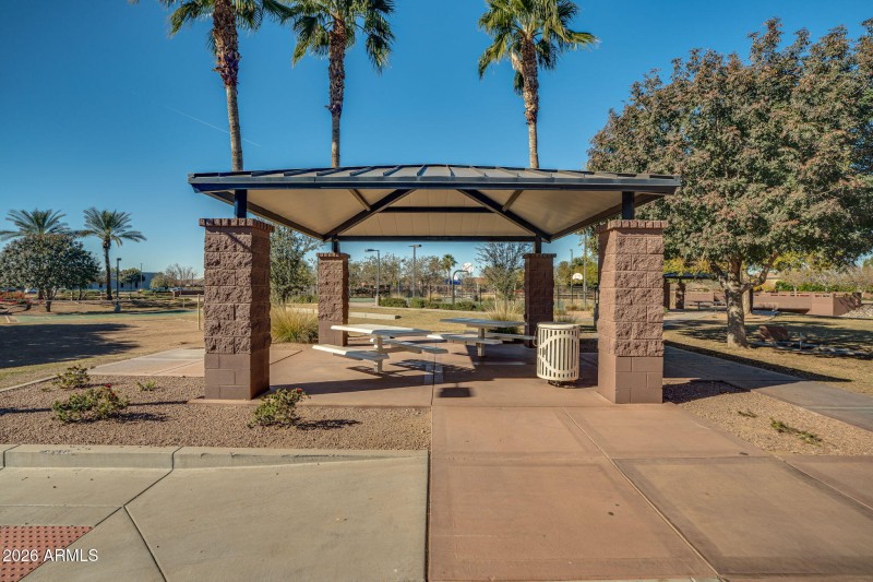 84-web-or-mls-Exterior-22